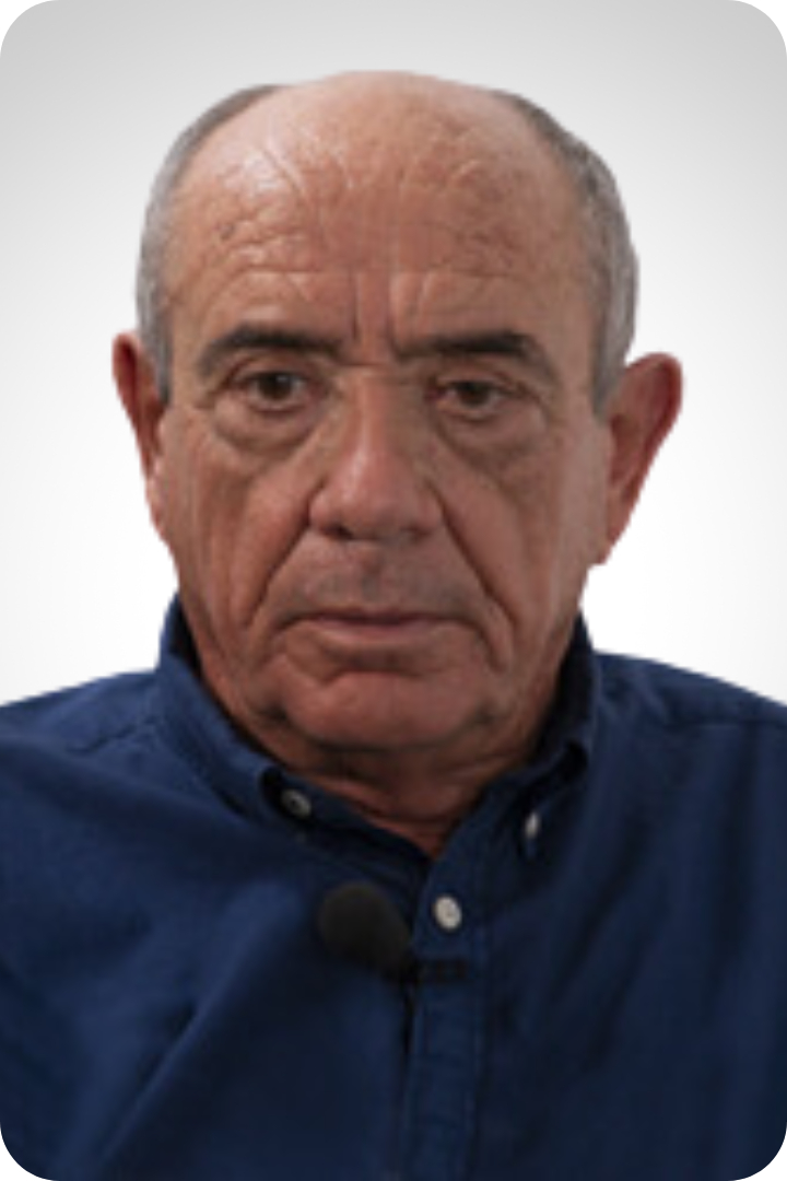 Dr. Alfonso Casares Ávila